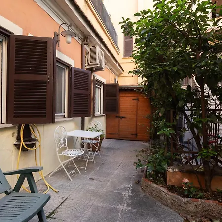 Elegant In Trastevere *
